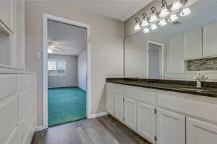 20900 Boggy Ford Rd, Lago Vista, TX 78645 - Photo 16