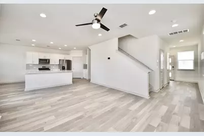 1016 Winnsboro Loop, Round Rock, TX 78664 - Photo 4