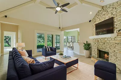 2104 Chipshot Court, Spicewood, TX 78669 - Photo 6