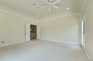 2104 Chipshot Ct, Spicewood, TX 78669 - Photo 10