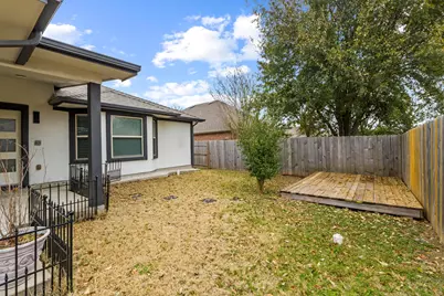 19004 Mangan Way, Pflugerville, TX 78660 - Photo 32