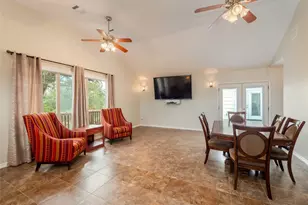 1110 Oakwood Loop, Wimberley, TX 78676 - Photo 18