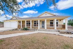 1110 Oakwood Loop, Wimberley, TX 78676 - Photo 1