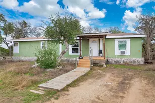 1110 Oakwood Loop, Wimberley, TX 78676 - Photo 36