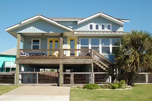 1 Jamaica Dr, Rockport, TX 78382 - Photo 2