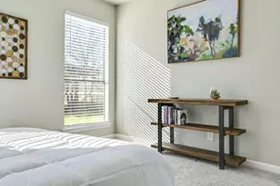 1201 E Logan St, Round Rock, TX 78664 - Photo 26