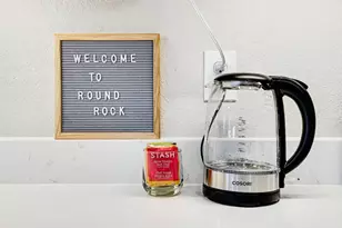 1201 E Logan St, Round Rock, TX 78664 - Photo 20