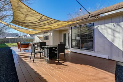 1201 E Logan Street, Round Rock, TX 78664 - Photo 40