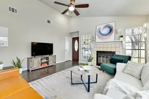 1201 E Logan St, Round Rock, TX 78664 - Photo 6