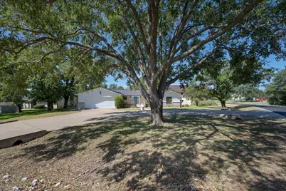 101 Third Sid W, Horseshoe Bay, TX 78657 - Photo 2