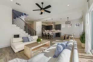 2315 Santa Maria St, Austin, TX 78702 - Photo 4