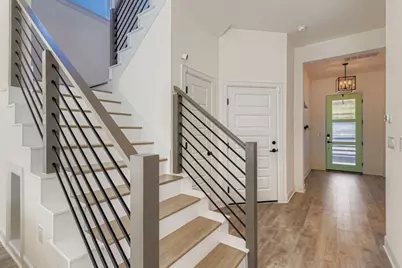 2315 Santa Maria Street, Austin, TX 78702 - Photo 2