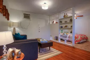 302 E 34th St, Austin, TX 78705 - Photo 6