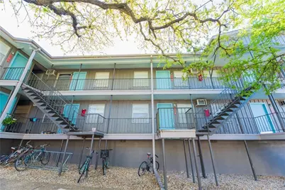 302 E 34th Street #203, Austin, TX 78705 - Photo 4