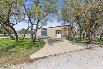 434 W Turner Court, Johnson City, TX 78636 - Photo 28