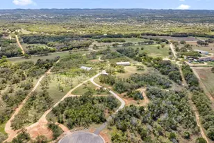 434 W Turner Ct, Johnson City, TX 78636 - Photo 40