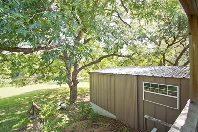 702 E Schubert Street, Fredericksburg, TX 78624 - Photo 30
