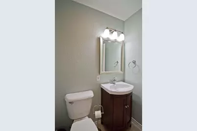 702 E Schubert Street, Fredericksburg, TX 78624 - Photo 14