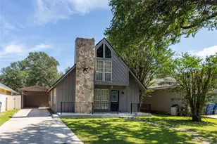 22 Stonehouse Cir, Wimberley, TX 78676 - Photo 2