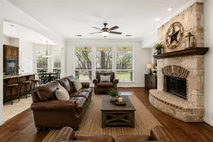 1385 Pine Forest Cir, Round Rock, TX 78665 - Photo 12