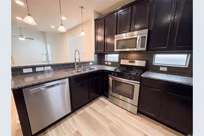 2101 Rivers Edge Way #29, Austin, TX 78741 - Photo 6
