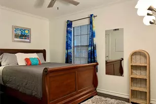 407 E 45th St, Austin, TX 78751 - Photo 12
