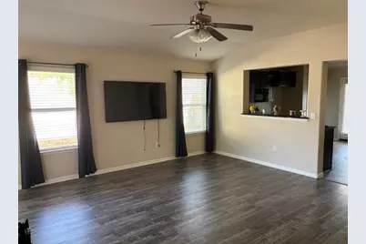 501 San Antonio Riverwalk Street, Hutto, TX 78634 - Photo 4