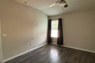 501 San Antonio Riverwalk St, Hutto, TX 78634 - Photo 12