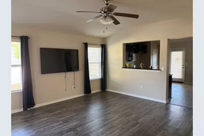 501 San Antonio Riverwalk Street, Hutto, TX 78634 - Photo 10