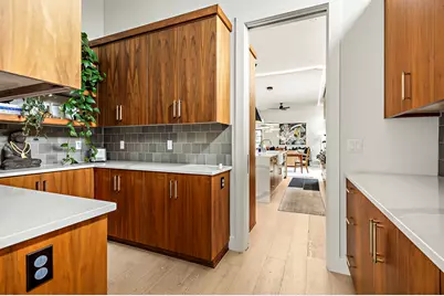 2116 Kenwood Avenue, Austin, TX 78704 - Photo 6