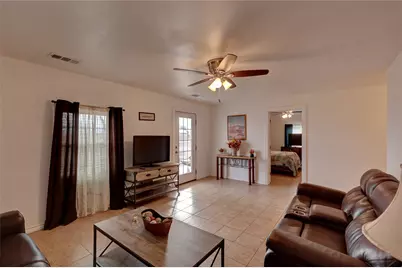 1421 W Sacramento Street, Marfa, TX 79843 - Photo 2
