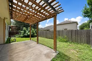 7513 S Glenn St, Austin, TX 78744 - Photo 16