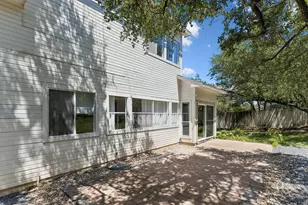 3609 Latimer Dr, Austin, TX 78732 - Photo 34