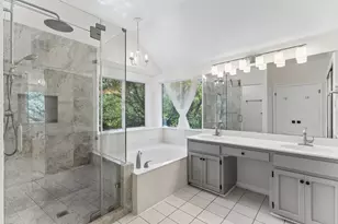 3609 Latimer Dr, Austin, TX 78732 - Photo 6