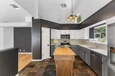 3609 Latimer Drive, Austin, TX 78732 - Photo 4