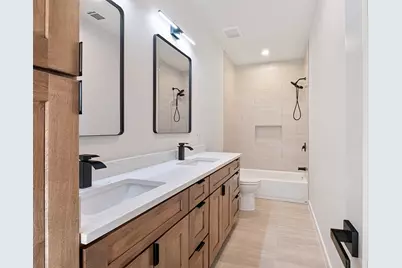 4324 Airport Boulevard #A, Austin, TX 78722 - Photo 14