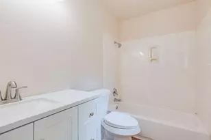 214 Sandhill Dr, Lockhart, TX 78644 - Photo 26