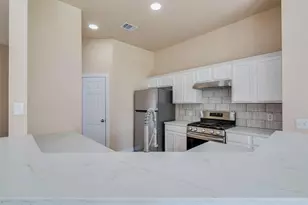 214 Sandhill Dr, Lockhart, TX 78644 - Photo 12