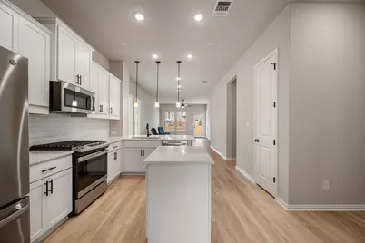 381 Darley Oak Drive, Dripping Springs, TX 78620 - Photo 4