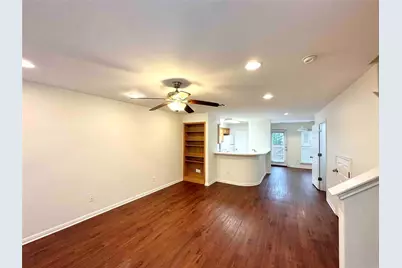 6900 E Riverside Drive #27, Austin, TX 78741 - Photo 2