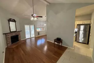 307 Quarry St, San Marcos, TX 78666 - Photo 2