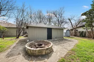 813 E 48th St, Austin, TX 78751 - Photo 32