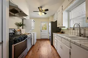 813 E 48th St, Austin, TX 78751 - Photo 14