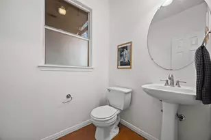 1511 E 13th St, Austin, TX 78702 - Photo 14