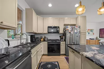 1511 E 13th Street, Austin, TX 78702 - Photo 8