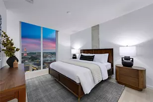 313 W 17th St, Austin, TX 78701 - Photo 12