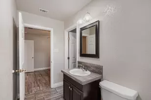 1211 N Bishop St, San Marcos, TX 78666 - Photo 20