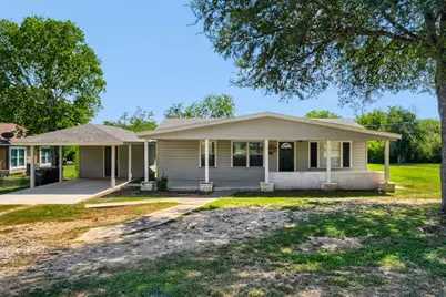 1211 N Bishop Street, San Marcos, TX 78666 - Photo 1