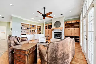 948 Upper Elgin River Rd, Elgin, TX 78621 - Photo 6