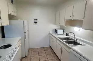 3703 Harmon Ave, Austin, TX 78705 - Photo 4